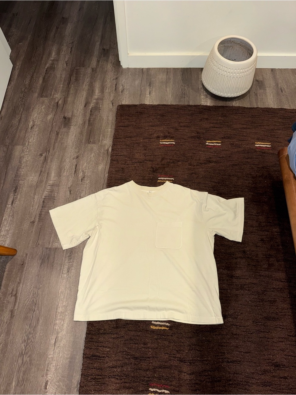 Elwood Oversized Pocket Tee - Size L